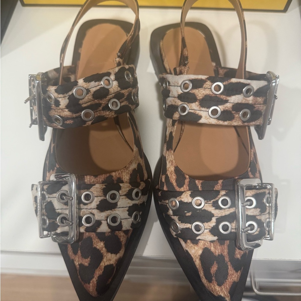 Ganni Leopard Print Buckle Slingback Flats - Picture 4 of 13